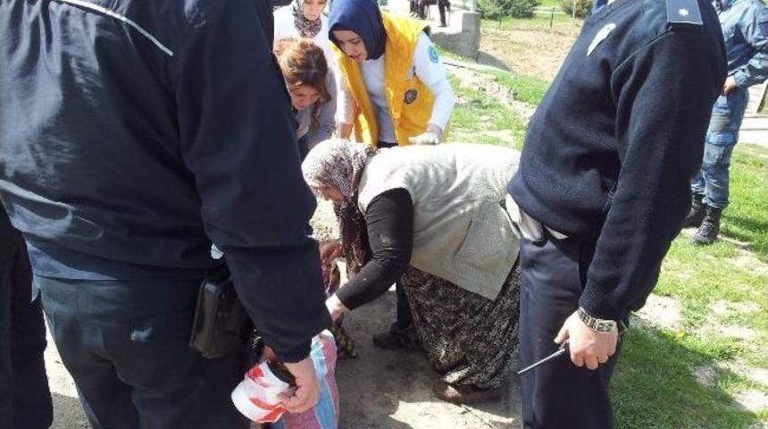 Kamyonet Takla Attı: 3 Yaralı