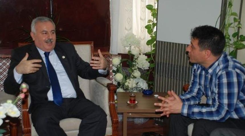 Siverek Sivil İnisiyatifi'nden Rekt&ouml;r Mutlu&rsquo;ya Ziyaret