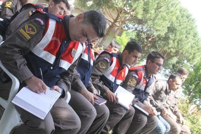 Hakim Ve Savcılar, Güvenlik Güçlerine Seminer Verdi