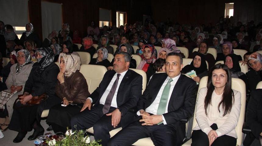 Vanlı Bayanlardan 'Enerji Verimliliği' Toplantısına B&uuml;y&uuml;k Ilgi