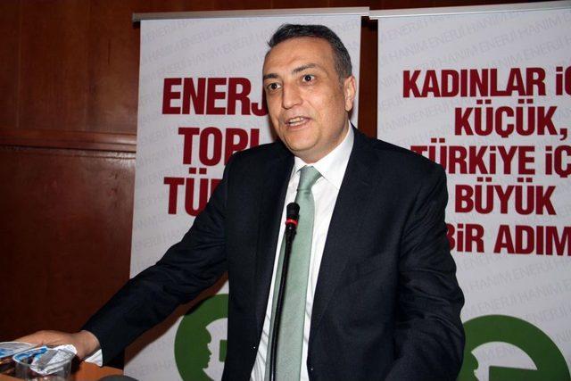 Vanlı Bayanlardan 'Enerji Verimliliği' Toplantısına Büyük Ilgi