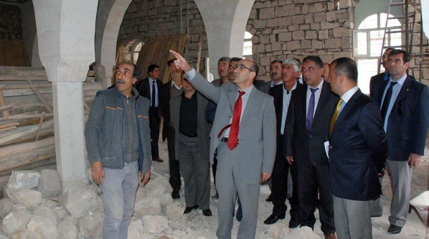 Vali Demirtaş, Tut Il&ccedil;esinde Incelemelerde Bulundu