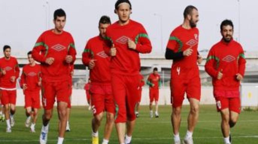 Karşıyaka, &Ccedil;aykur Rizespor Ma&ccedil;ı Hazırlıklarını Tamamladı