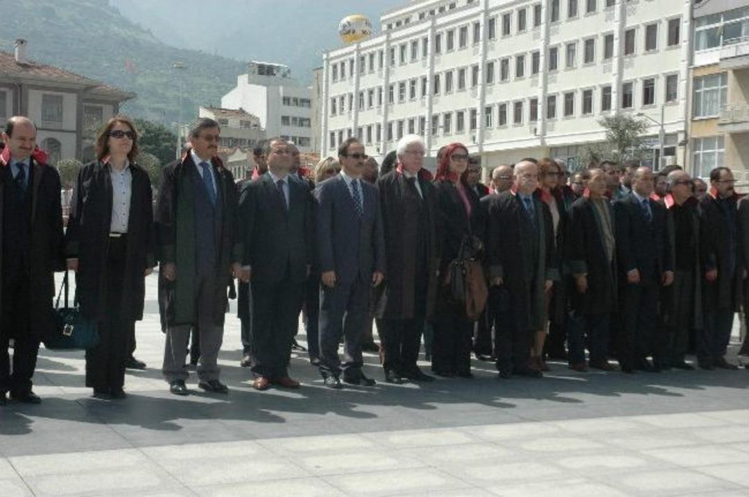 Manisa'da Avukatlar G&uuml;n&uuml; Kutlaması
