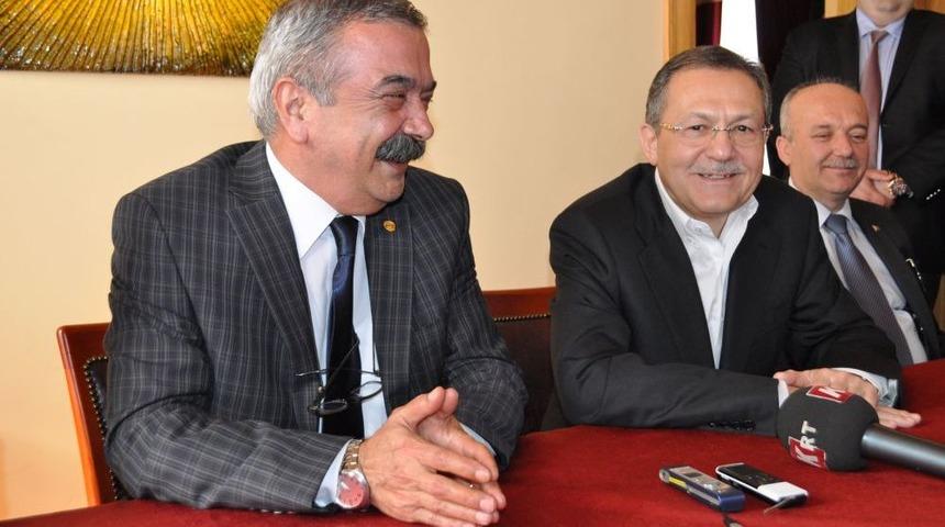 AK Partili Uğur: &Uuml;lkede &Ccedil;&ouml;z&uuml;m S&uuml;reciyle Başlayan Bahar Havası Devam Etmeli