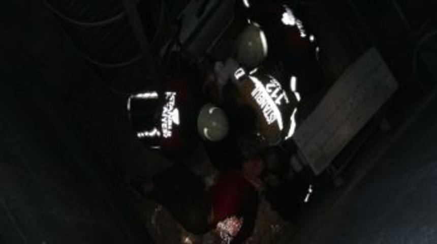 Mazgaldan havalandırma boşluğuna d&uuml;ş&uuml;p &ouml;ld&uuml;