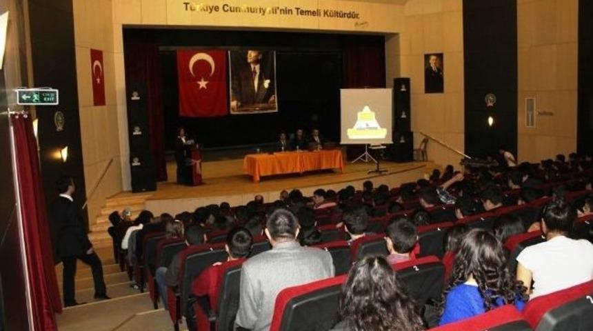 &Ouml;demiş'te 'e-atık Ve İnternet Bağımlılığı&rsquo; Semineri