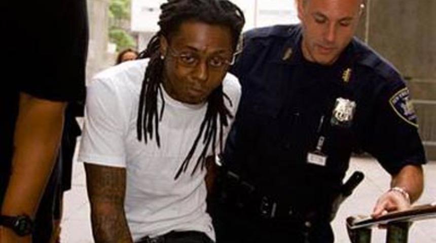 Cezaevi g&ouml;rm&uuml;ş &uuml;nl&uuml;ler