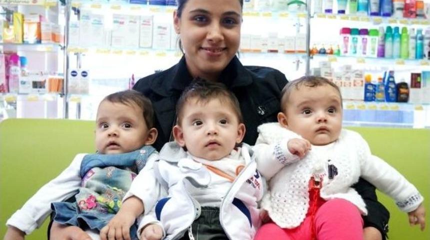 Sarıg&ouml;ll&uuml; &Uuml;&ccedil;&uuml;zler İl&ccedil;enin Maskotu Gibi