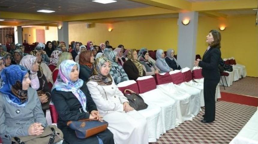 Bozyazı&rsquo;da Kadınlara Kanser Semineri Verildi