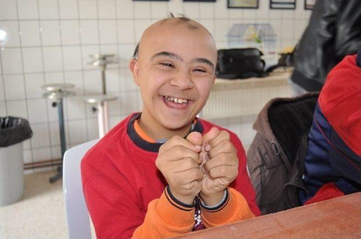 (özel Haber) - Engeli Aşıp Kaynaştılar G4