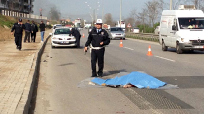 Spora giden &ccedil;ift kamyonetin altında kadı: 2 &ouml;l&uuml;