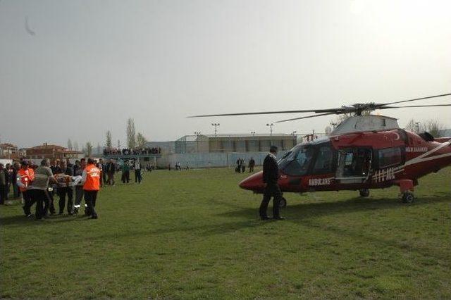 Kalp Krizi Geçiren Hastanın İmdadına Hava Ambulansı Yetişti