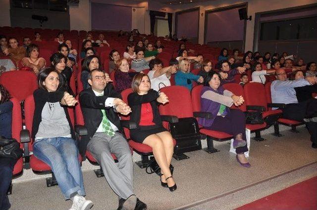 Anne Babalara Duygu Ve Davranış Eğitimi Verildi