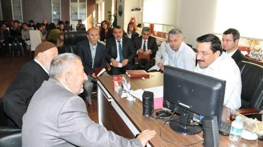 Her &Ccedil;arşamba S&ouml;z Hakkı Ke&ccedil;i&ouml;renliler'de