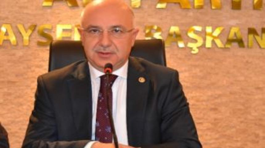 Ak Parti Kayseri Milletvekili Ahmet &Ouml;ks&uuml;zkaya: