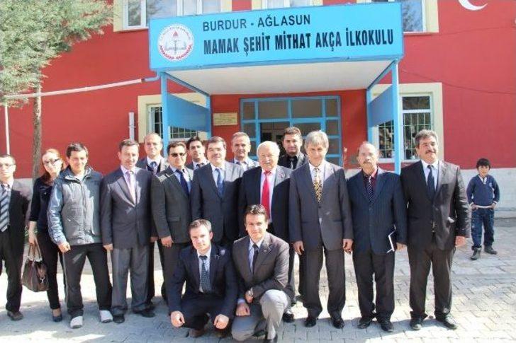 Vali Yılmaz Mamak Beldesinde İncelemelerde Bulundu G3