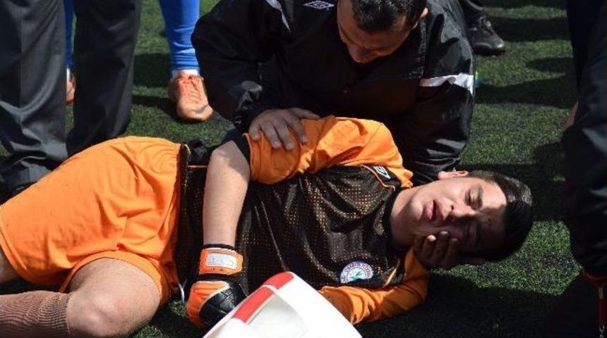 Ma&ccedil;ta 30 dakika ambulans bekledi