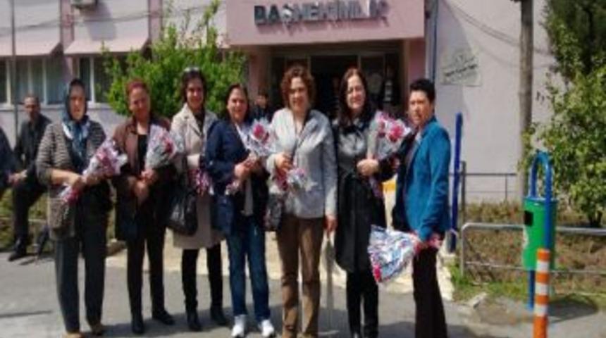 Soma'da Chp&rsquo;li Bayanlar Hastaları Ziyaret Etti