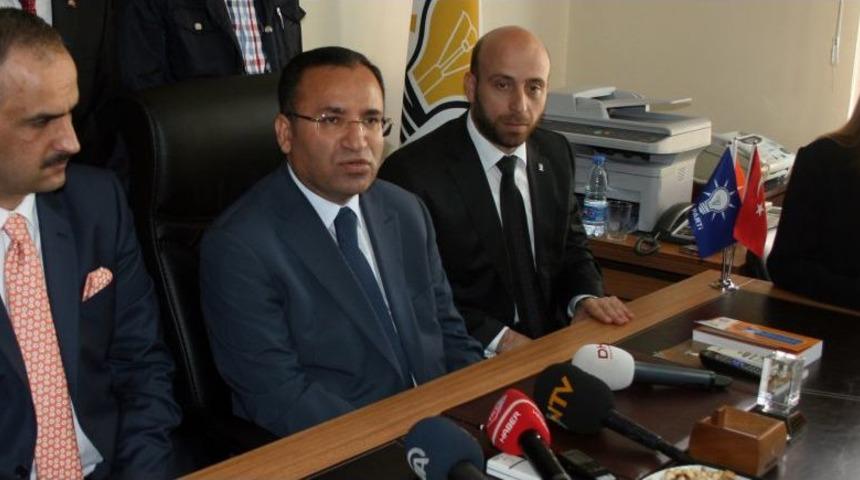 'Akan Kanın Durması I&ccedil;in Can Verenler Ter&ouml;r Biterse Bahtiyar Olur'