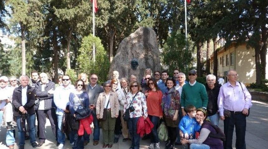 Rehberler Karşıyaka&rsquo;yı Gezdi