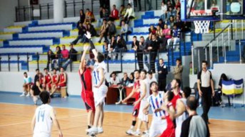 Ağrı İbrahim &Ccedil;e&ccedil;en &Uuml;niversitesi Basketbol Takımından B&uuml;y&uuml;k Başarı