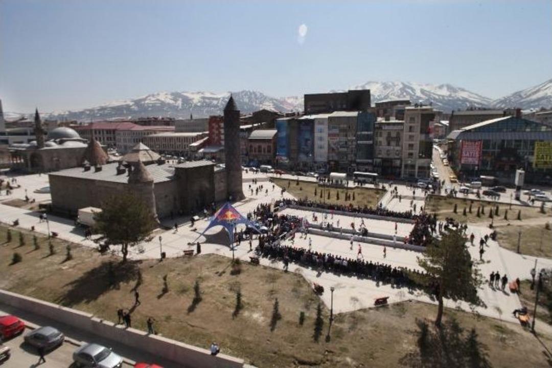 Erzurum&rsquo;da Mahalle Ma&ccedil;larına Bir Yenisi Eklendi