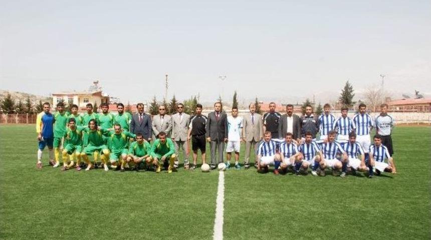 Besni Kaymakamlık Kupası Başladı