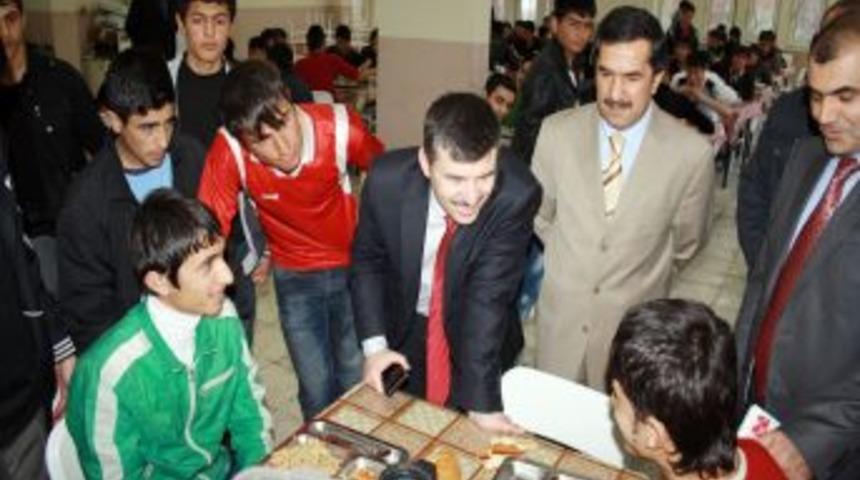 Başak, Erkek &Ouml;ğrenci Pansiyonlarını Denetledi