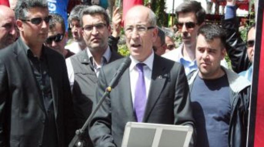 T&uuml;rkiye'de Ihanet Iklimi Oluşturulmaya &Ccedil;alışılıyor Su&ccedil;laması