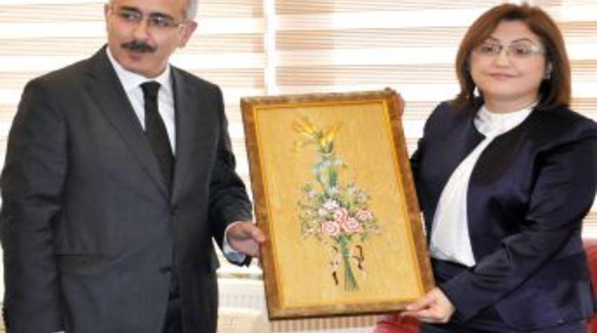 Fatma Şahin: 4 Milyon Ailenin Ekonomik Ve Sosyal Analizini Yapıyoruz