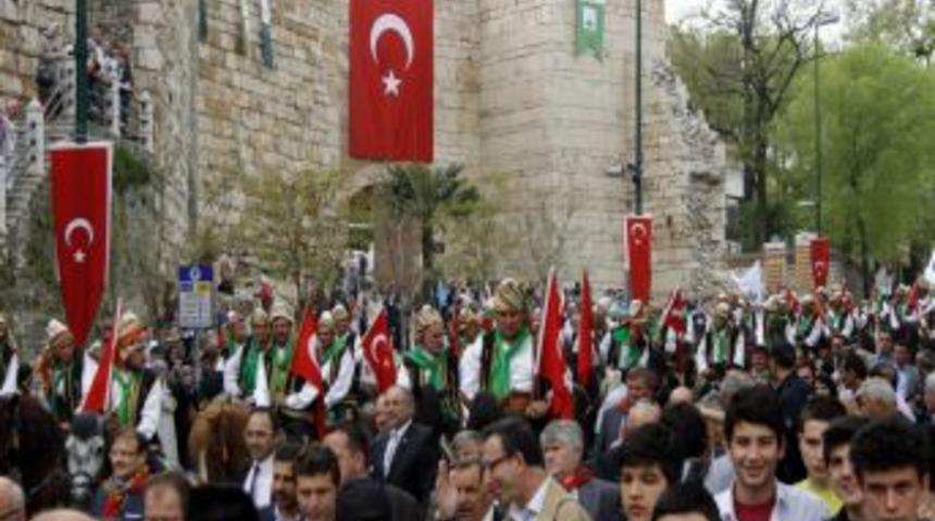Osman Gazi Ve Süvarileri Bursa’yı 687. Kez Fethetti