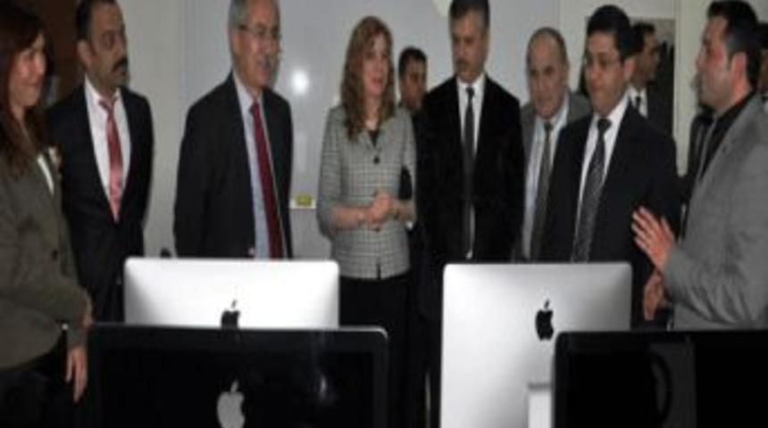 B&uuml;&rsquo;de Tasarım Ve Grafik Tasarım At&ouml;lyesi A&ccedil;ıldı