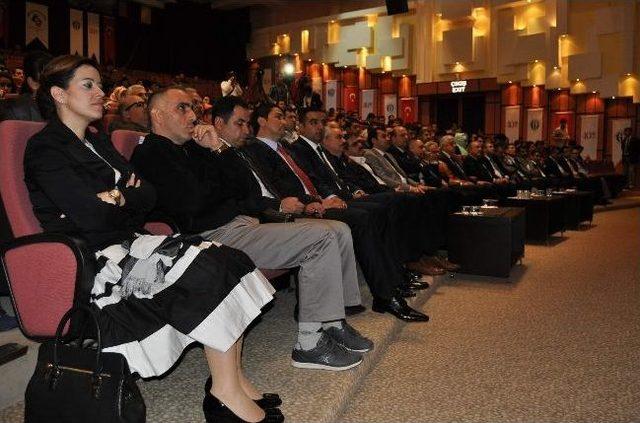 Numan Kurtulmuş Gaziantep Gaün’de Konferans Verdi