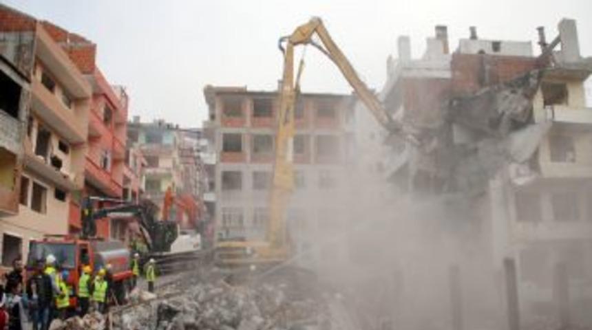Rize'de Kentsel D&ouml;n&uuml;ş&uuml;m I&ccedil;in Yıkımlar Başladı