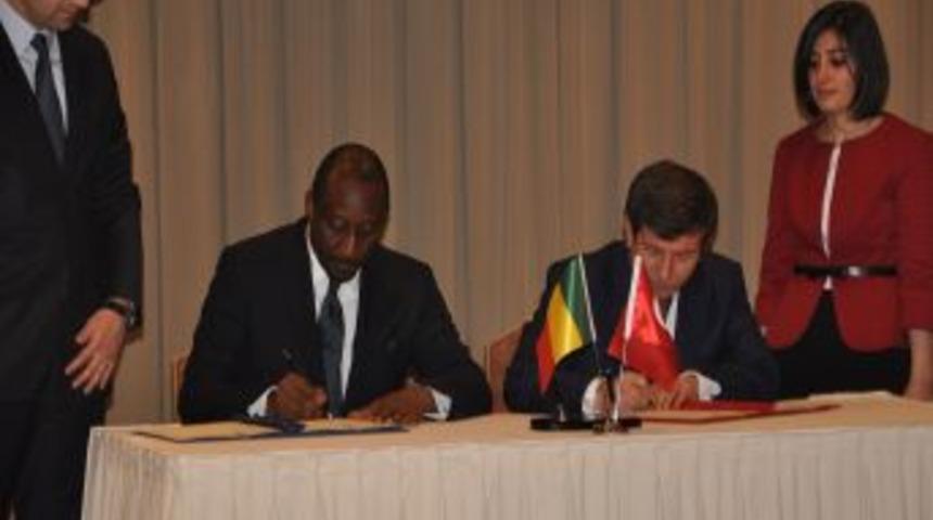 T&uuml;rkiye Ile Mali Arasında Işbirliği Anlaşması Imzalandı