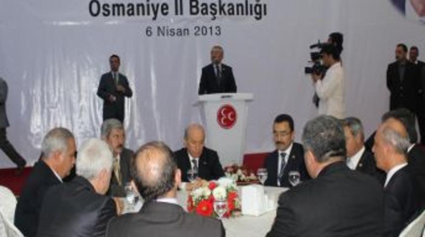 Bah&ccedil;eli: Basın Siyasi Iktidarın Yandaşı