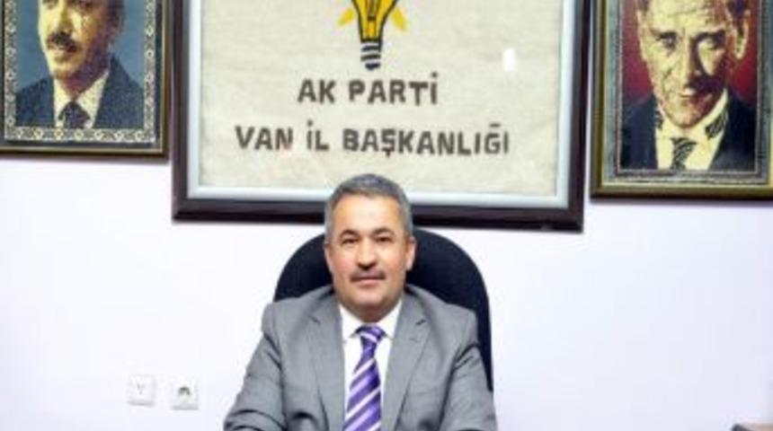 Ak Partili Aras&rsquo;tan Avukatlar G&uuml;n&uuml; Mesajı