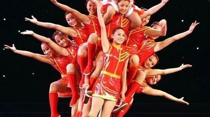 D&uuml;nyaca &Uuml;nl&uuml; &Ccedil;in Devlet Sirki Bandırma&rsquo;da