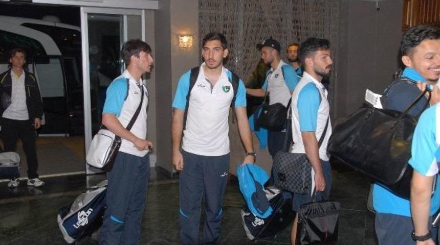 Denizlispor, Adana'da Kampa Girdi