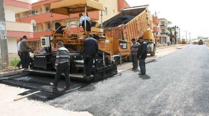 Ayvalık&rsquo;ta Asfaltlama &Ccedil;alışmaları