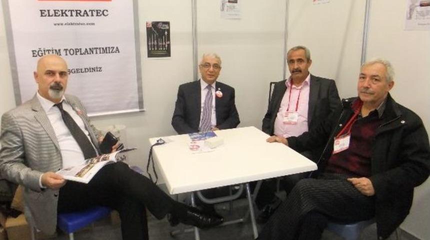 Elektrik&ccedil;iler Odası T&uuml;yap Fuarına Katıldı