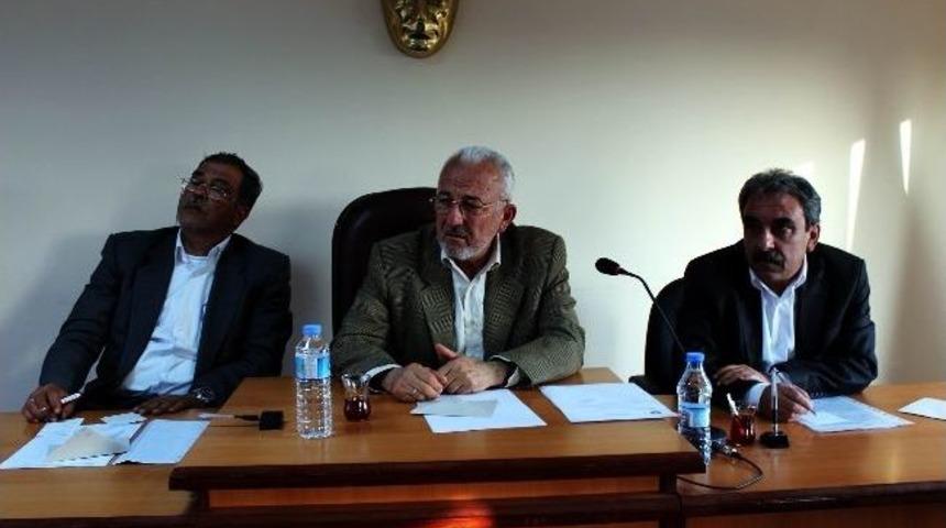 Sarı&ccedil;am Belediye Meclisinde Enc&uuml;men Ve Komisyon Se&ccedil;imleri Yapıldı