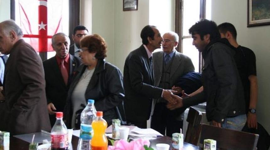 Kars Kuzeydoğu Gazeteciler Cemiyeti Se&ccedil;imi Yapıldı