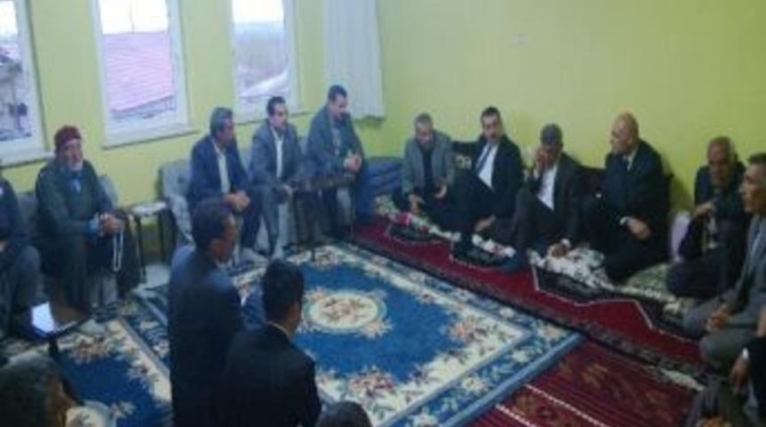 Ak Parti'li Şahin'den K&uuml;ll&uuml; Mağara K&ouml;y&uuml;ne Ziyaret