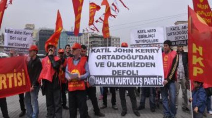 Taksim&rsquo;de &lsquo;Kerry&rsquo; Protestosu