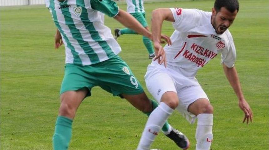 Manisa Belediyespor Emirdağspor'u Rahat Ge&ccedil;ti