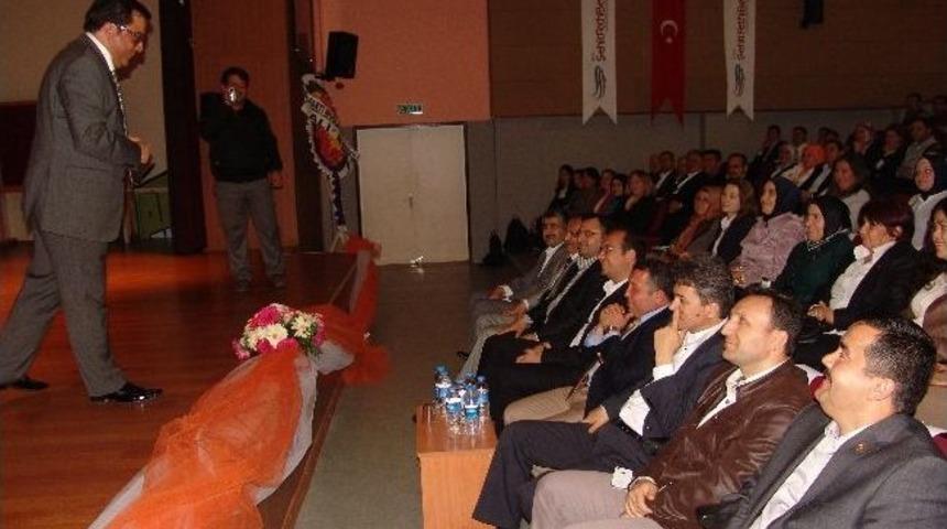 Fethiye&rsquo;de 'aile İ&ccedil;i İletişim' Konferansı