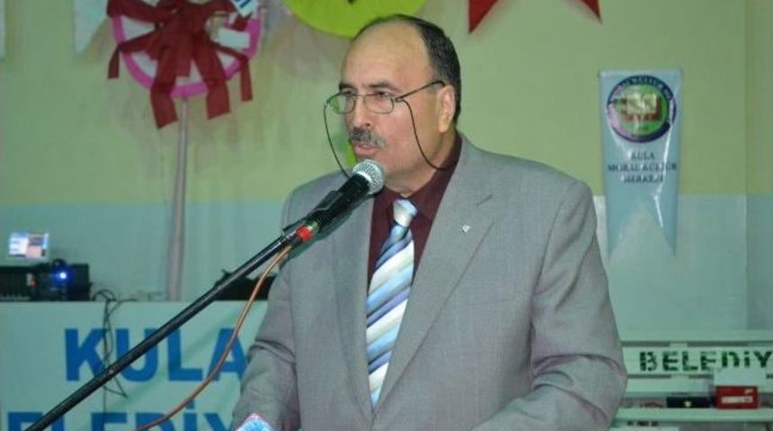 Bahadıroğlu Kula'da Konferans Verdi