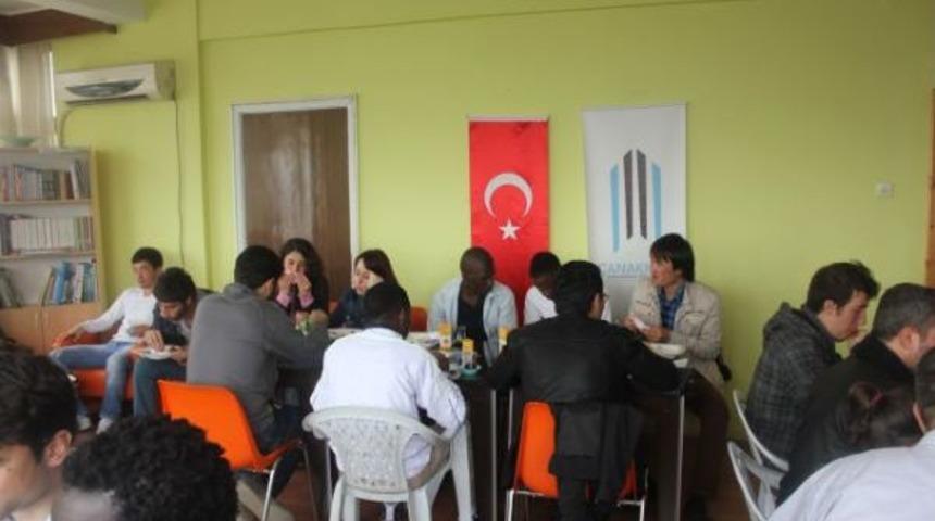 Misafir &Ouml;ğrenciler &Ccedil;anakkale&rsquo;de Buluşacak